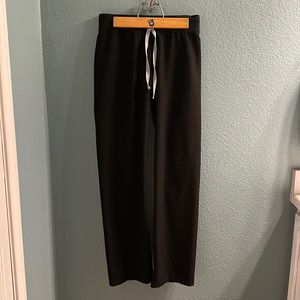High Waisted Livingston™ Basic Scrub Pants